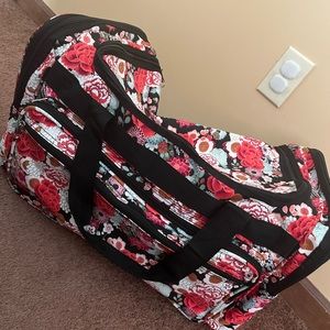 Travel duffel bag